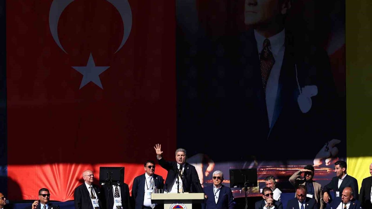 Hakan Safi: "Gençliğim, enerjim, servetim, her şeyim Fenerbahçe’me feda olsun"
