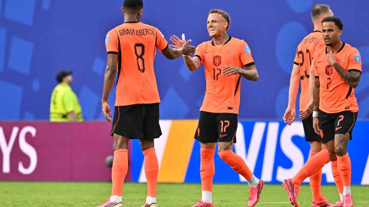 Hollanda, 7 puanla F Grubu’nu lider tamamladı
