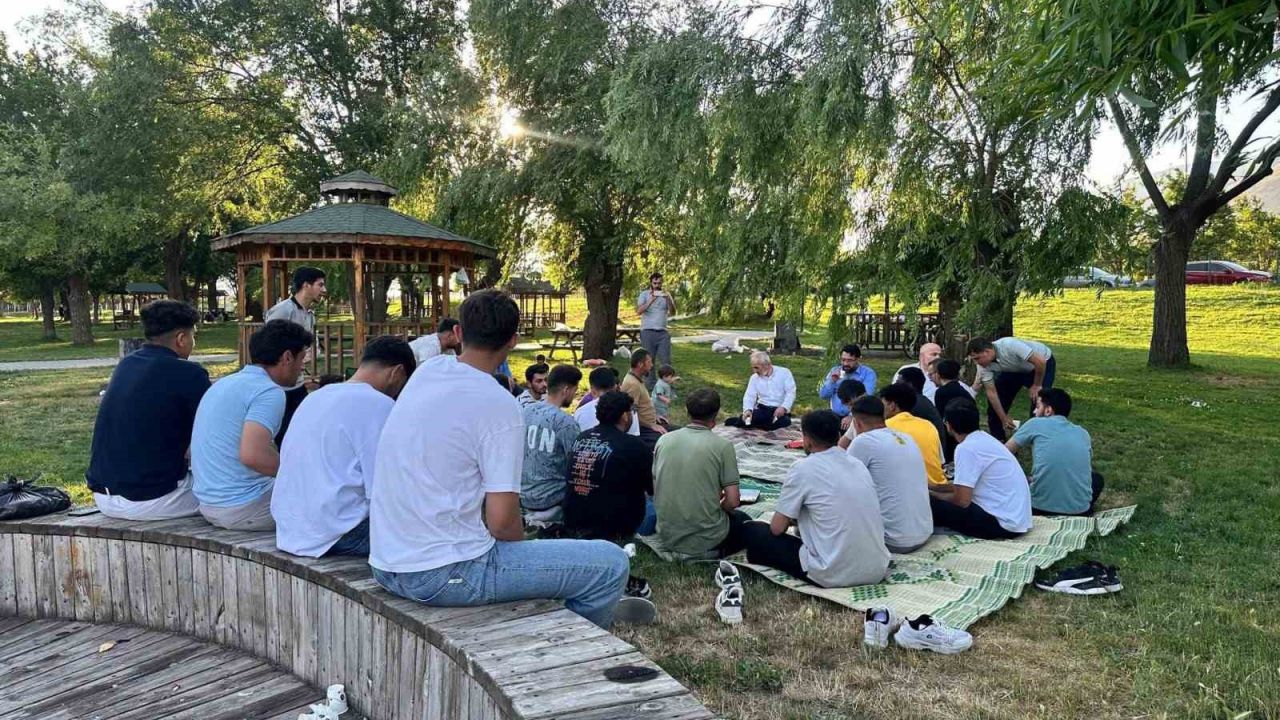 İl Müftülüğünden KYK yurtlarında öğrencilere yönelik gönül buluşması