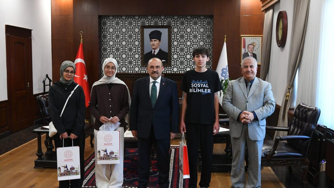 İmam Birgivi’nin yarışmasında ’Genç Kalemler’ ödüllendirildi