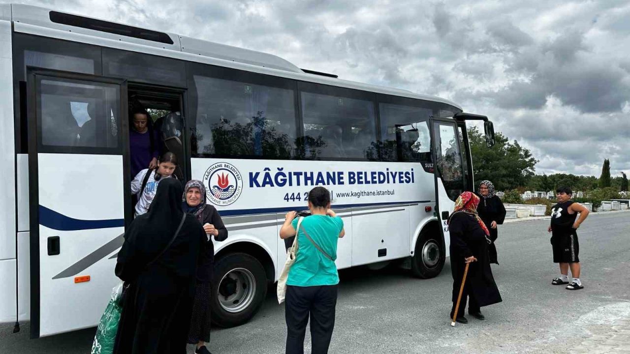 Kağıthane Belediyesi’nden vatandaşlara mezarlık ziyareti kolaylığı