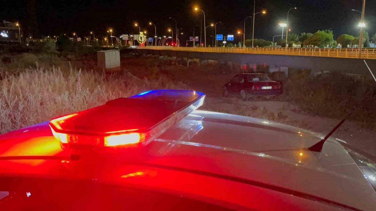 Karaman’da kaza yerinden ayrılan alkollü sürücüye 101 bin lira ceza kesildi