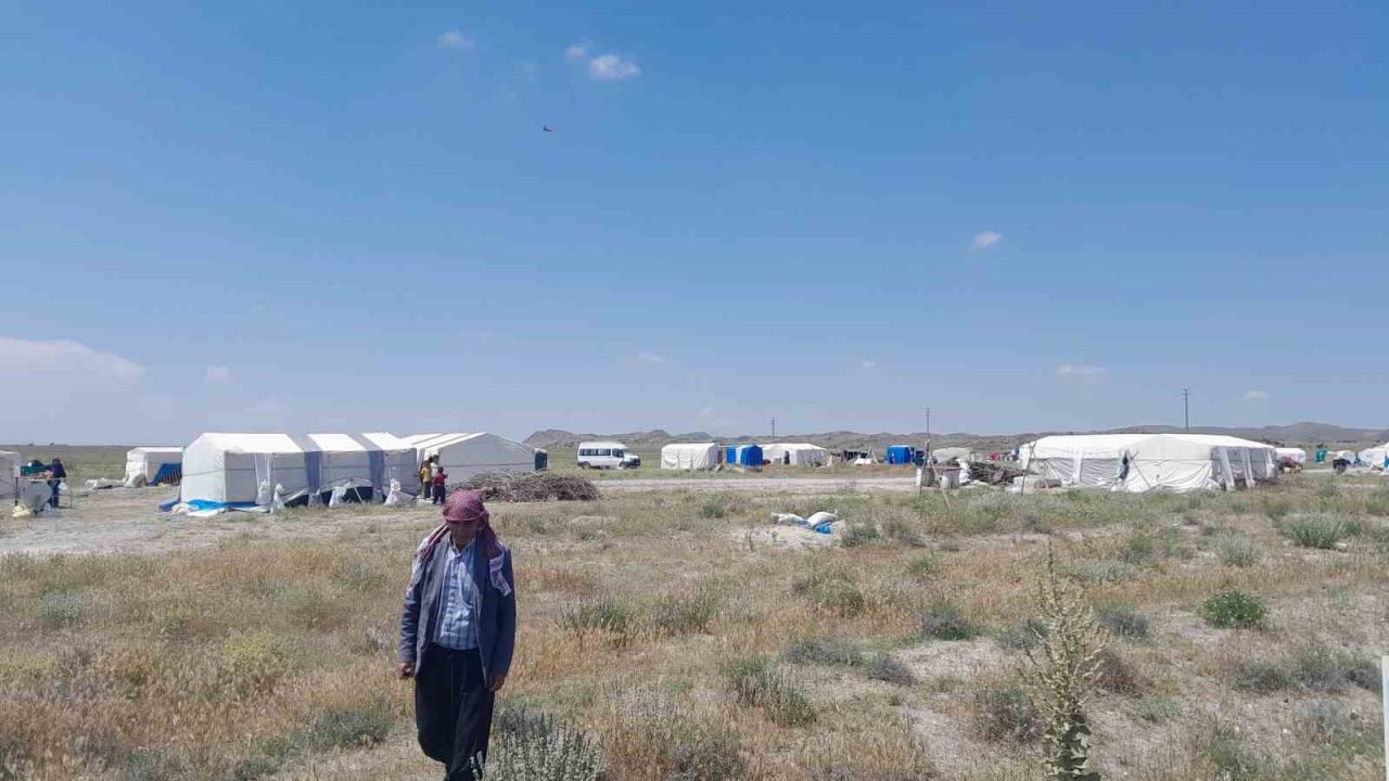 Karapınar’da mevsimlik tarım işçilerinin kaldığı çadır kentte inceleme