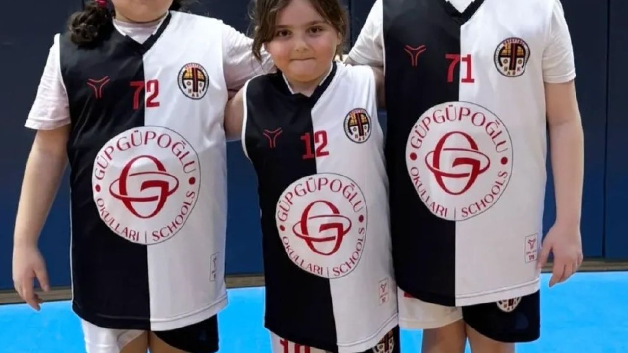 Kardeşlik ruhu sahaya taşındı