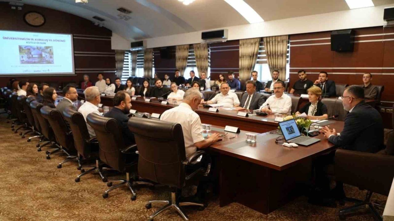 KBÜ’de öğrenci senatosu ilk toplantısını gerçekleştirdi