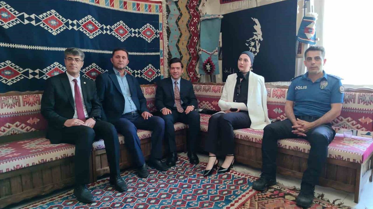 Keban’da el emeği ürünler görücüye çıktı