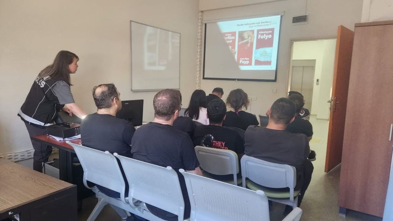 Kemaliye’de uyuşturucuyla mücadele kapsamında bilgilendirme çalışması yapıldı