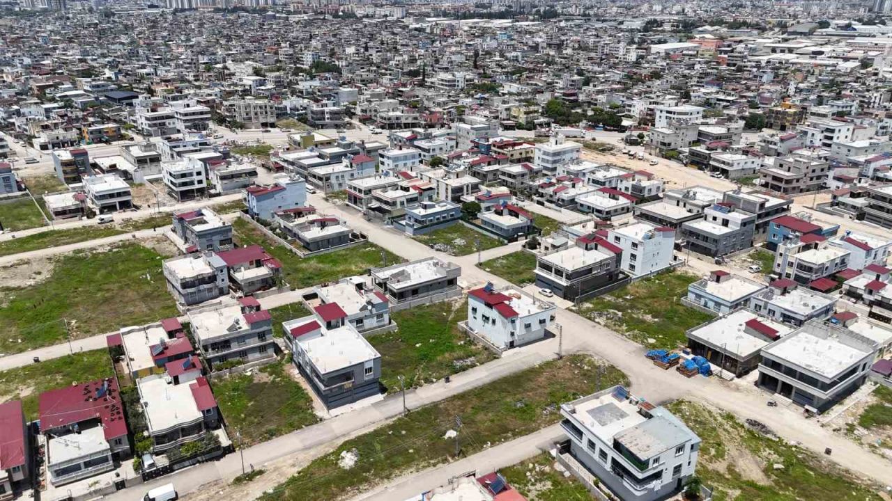 Kentsel dönüşüm için yeni model: "Bankalar müteahhit olacak"
