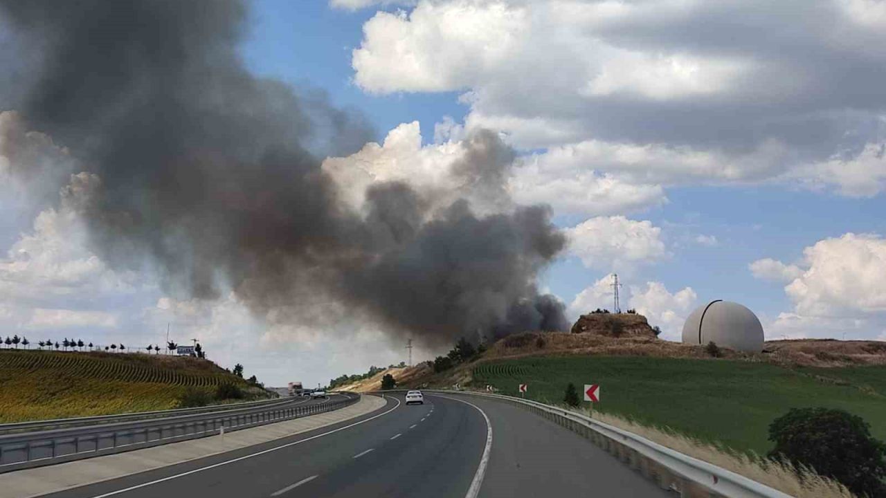 Keşan’da Katı Atık Bertaraf Tesisi’nde çıkan yangın söndürüldü