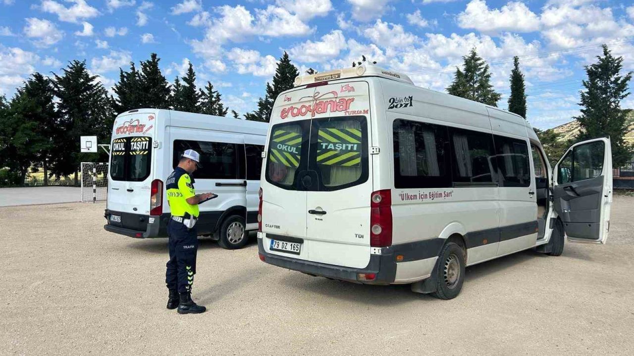 Kilis’te okul servislerine jandarma denetimi