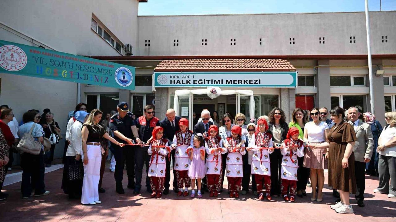 Kırklareli’de hayat boyu öğrenme haftası sergisi açıldı