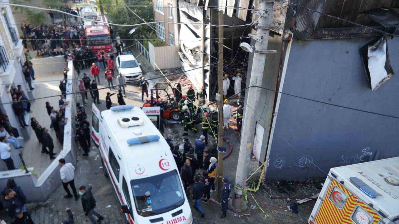 Kocaeli’de 7 kişinin öldüğü fabrika yangını soruşturmasında 7 belediye yetkilisi tutuklandı