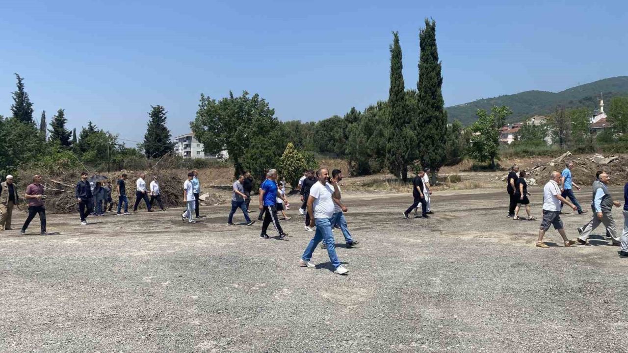 Körfez’deki tır parkı gerginliğine "Akıl tutulmasıdır" açıklaması