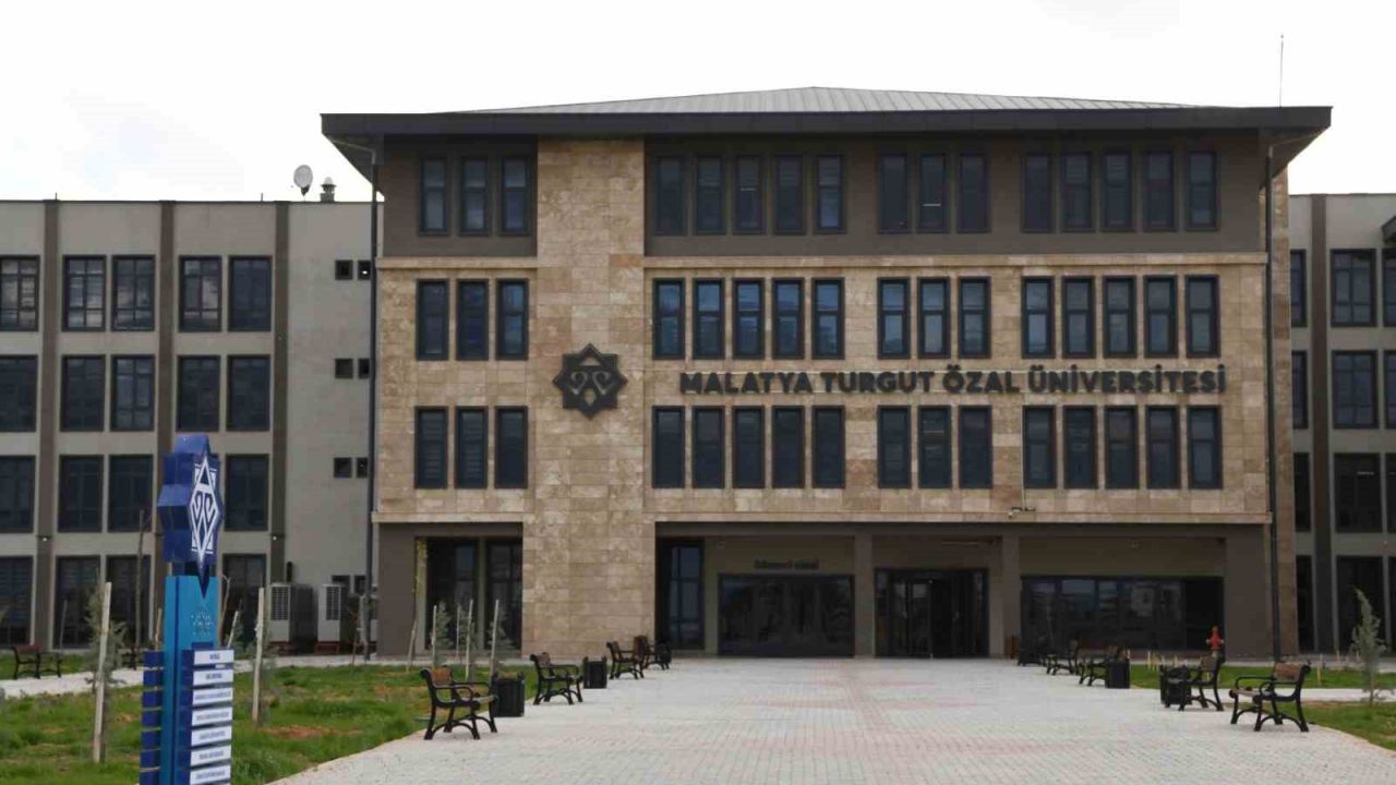 Malatya Turgut Özal Üniversitesi’nde Bilişim Teknolojileri Meslek Yüksekokulu açıldı