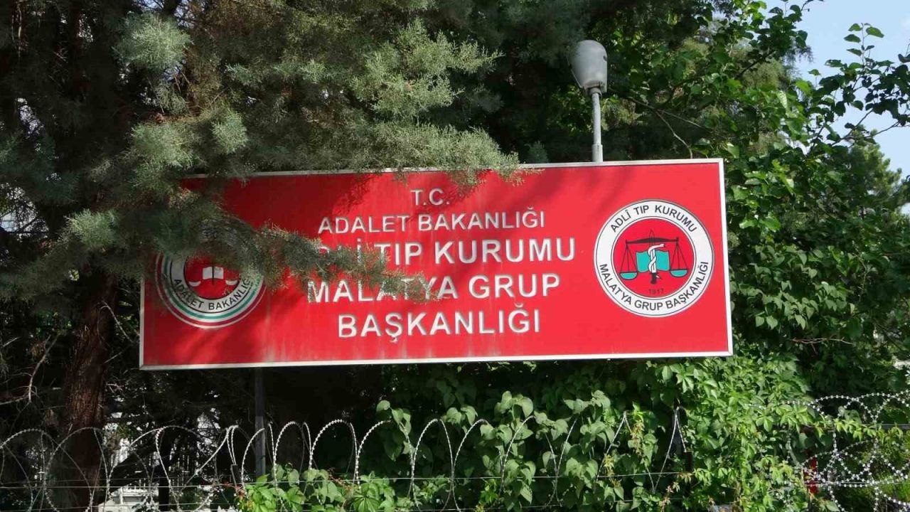 Malatya’da traktör devrildi: 1 ölü