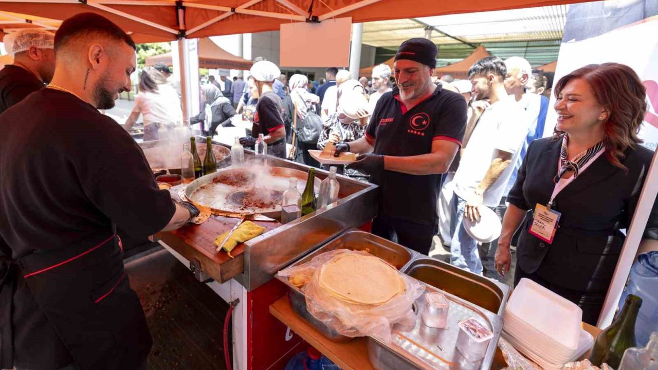 Mersin’in tescilli lezzetleri masaya yatırıldı