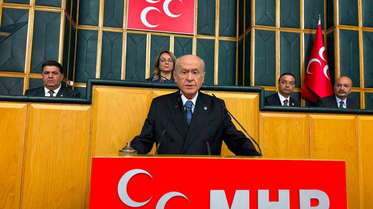 MHP lideri Bahçeli’den Özel’e: "CHP bünyesindeki çatlağı memleket sathına yaymaktan vazgeçilmelidir"