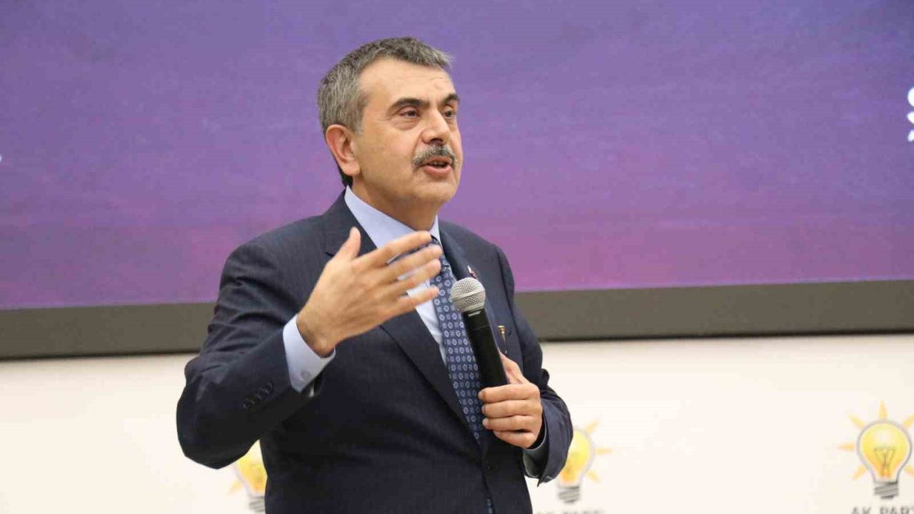 Milli Eğitim Bakanı Tekin, Ecevit dönemindeki mektuplarla yeni ve eski Türkiye’yi karşılaştırdı
