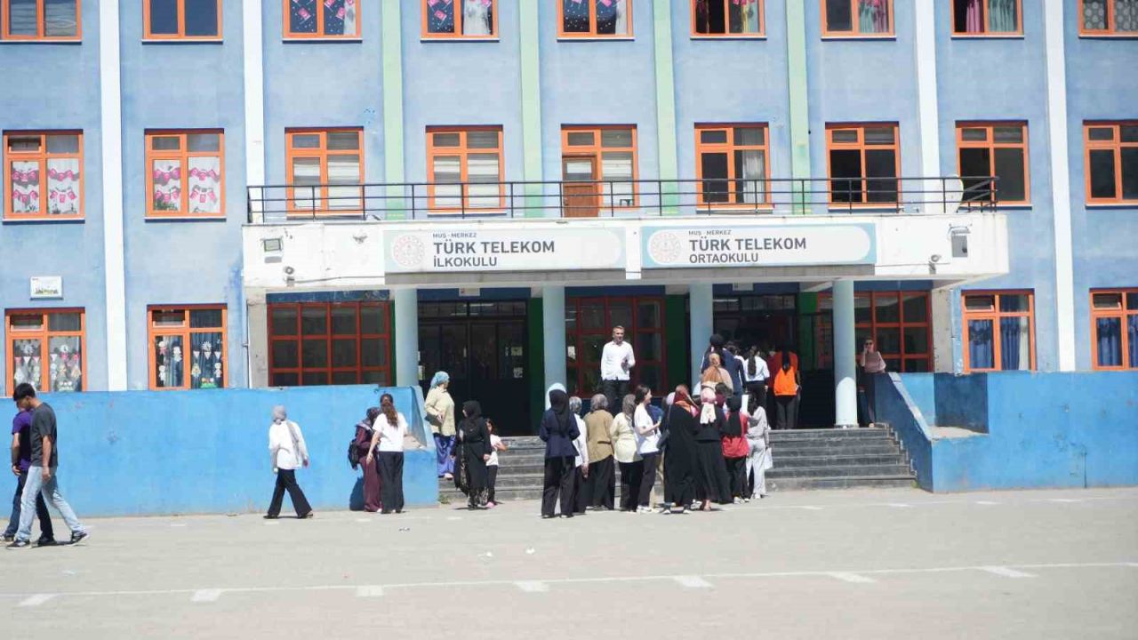 Muş’ta YKS heyecanı