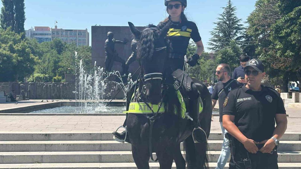 NATO Zirvesi öncesi başkentte atlı polislerin mesaisi sürüyor