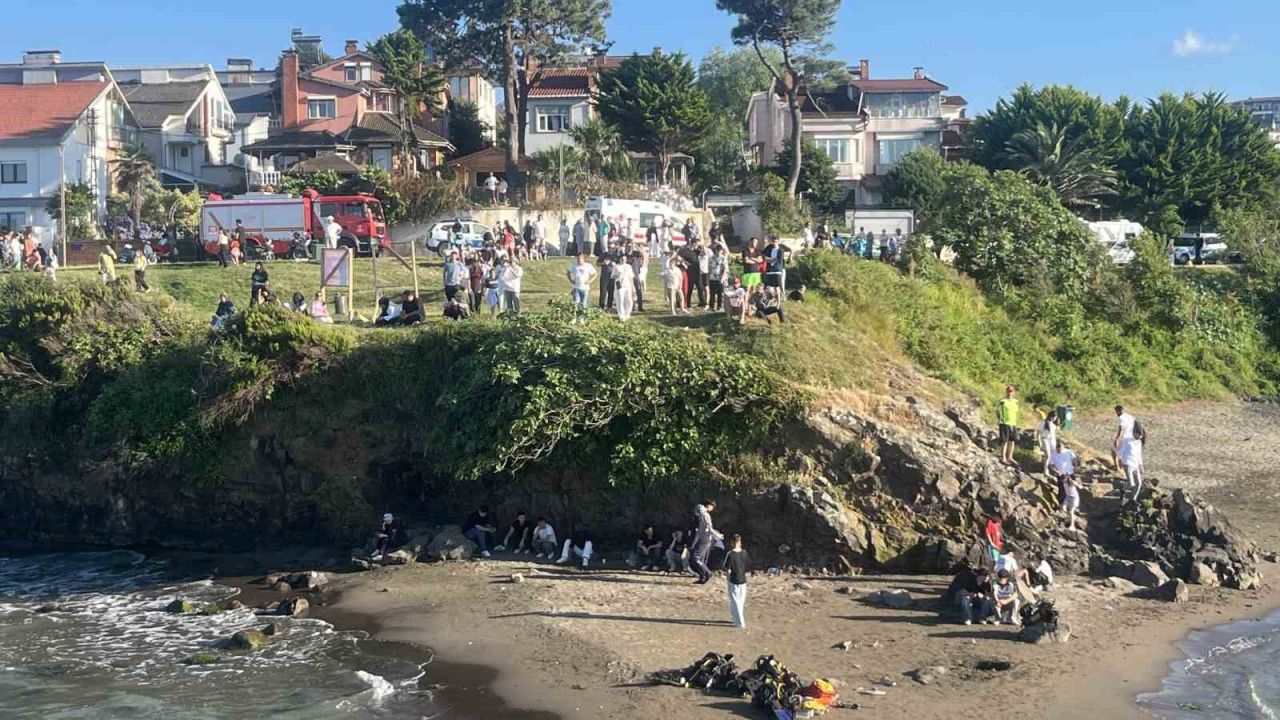 Ordu’da denizde dalgalara kapılan 17 yaşındaki çocuğu arama çalışmaları sürüyor