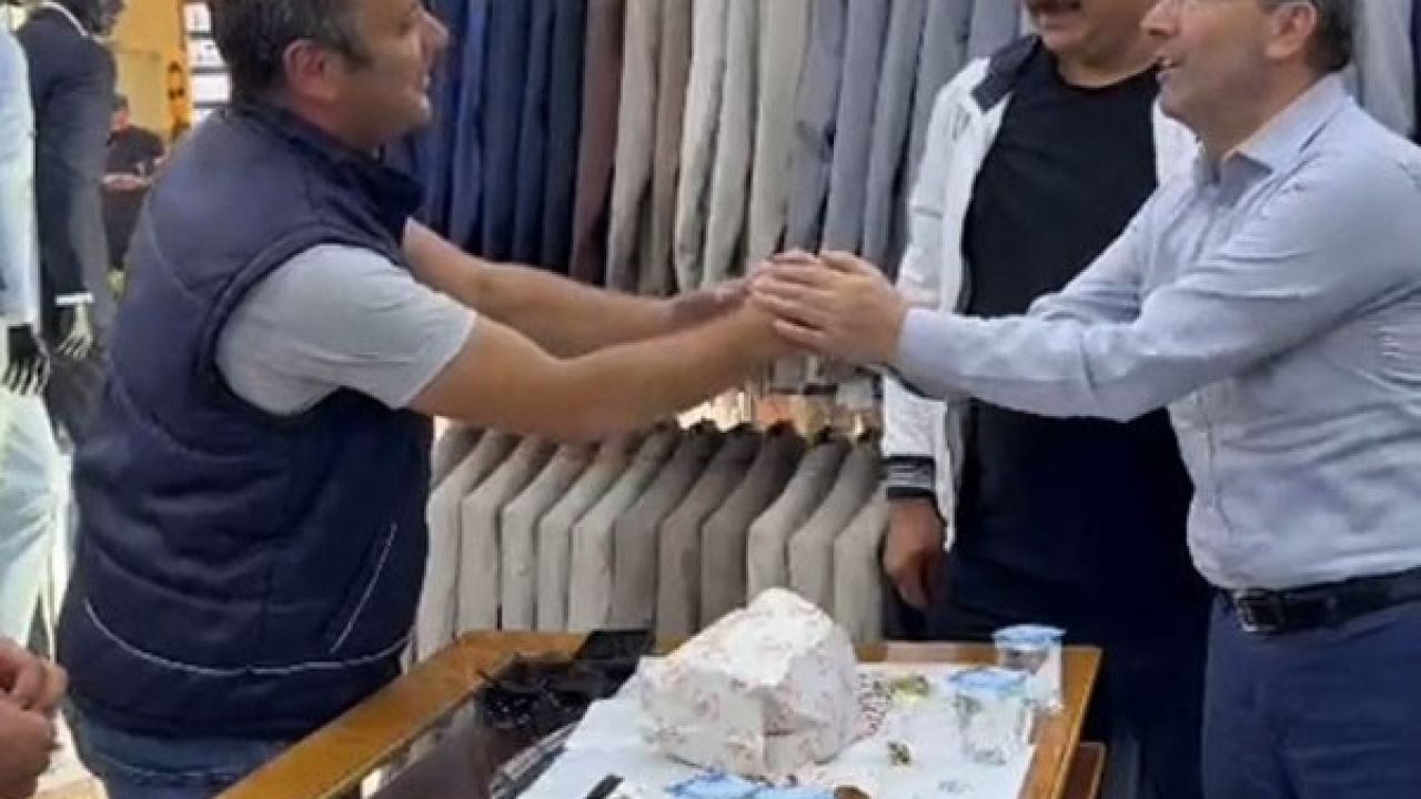 Pendik’te Başkan Cin’in "Tekne Orucu" etkinliğinde vatandaştan duygulandıran teşekkür: "Çocuklarım namaza başladı"