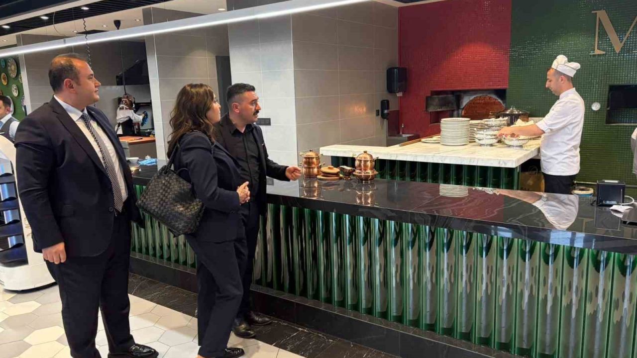 RTÜK Başkanvekili Güçer’den Kayseri’ye tam not
