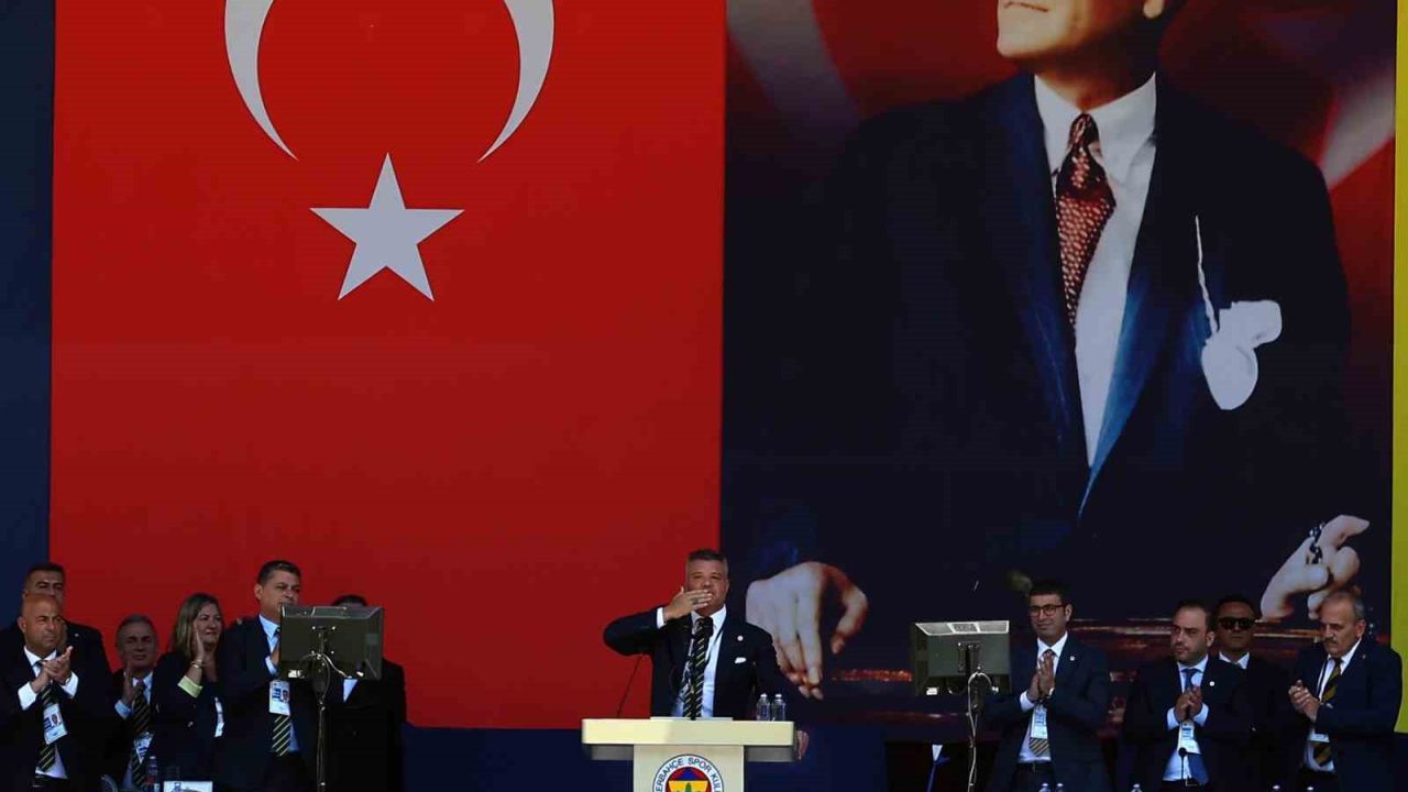 Sadettin Saran: "Bugün buradan alnım ak başım dik şekilde ayrılıyorum"