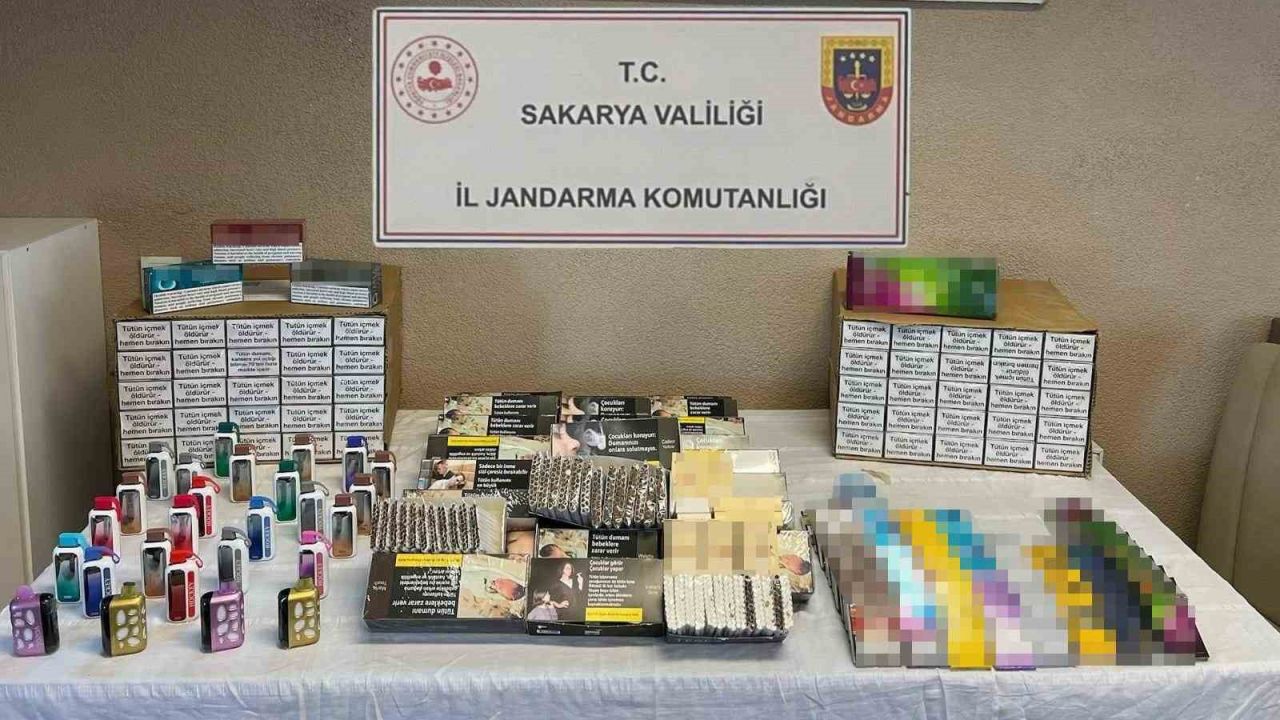 Sakarya’nın 3 ilçesinde uyuşturucu operasyonu: 4 gözaltı