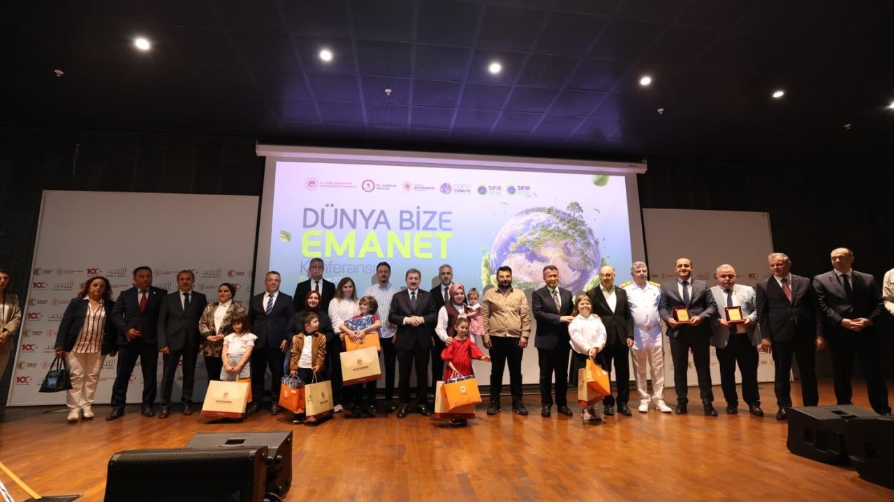 Samsun’da "Dünya Bize Emanet" konferansı düzenlendi