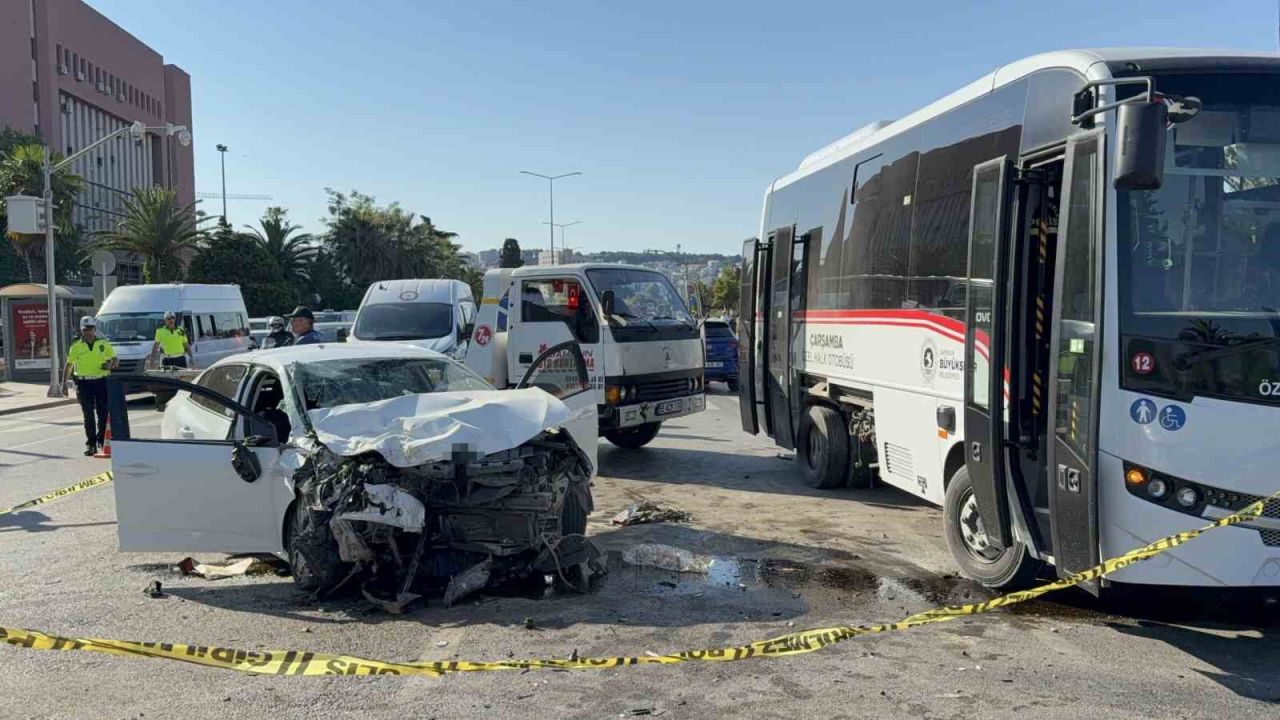 Samsun’da otomobil ile halk otobüsü çarpıştı: 7 yaralı