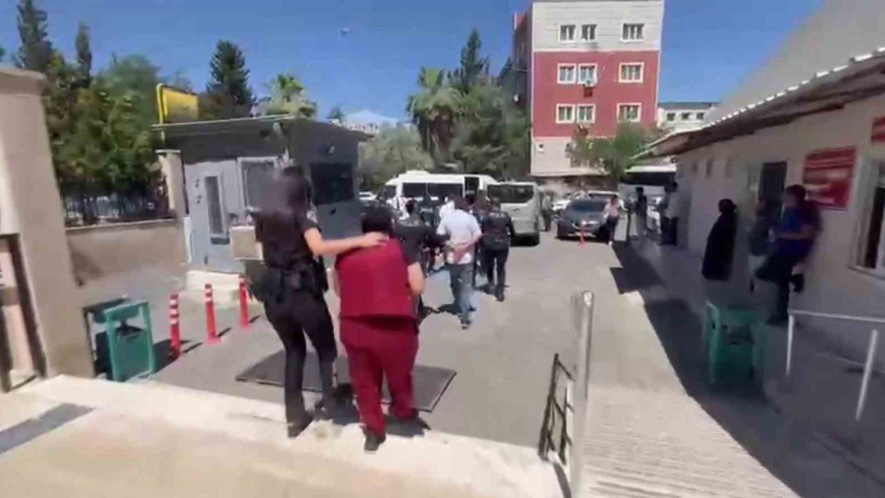 Şanlıurfa’da vatandaşları iş bulma vaadiyle dolandıran 5 kişi tutuklandı