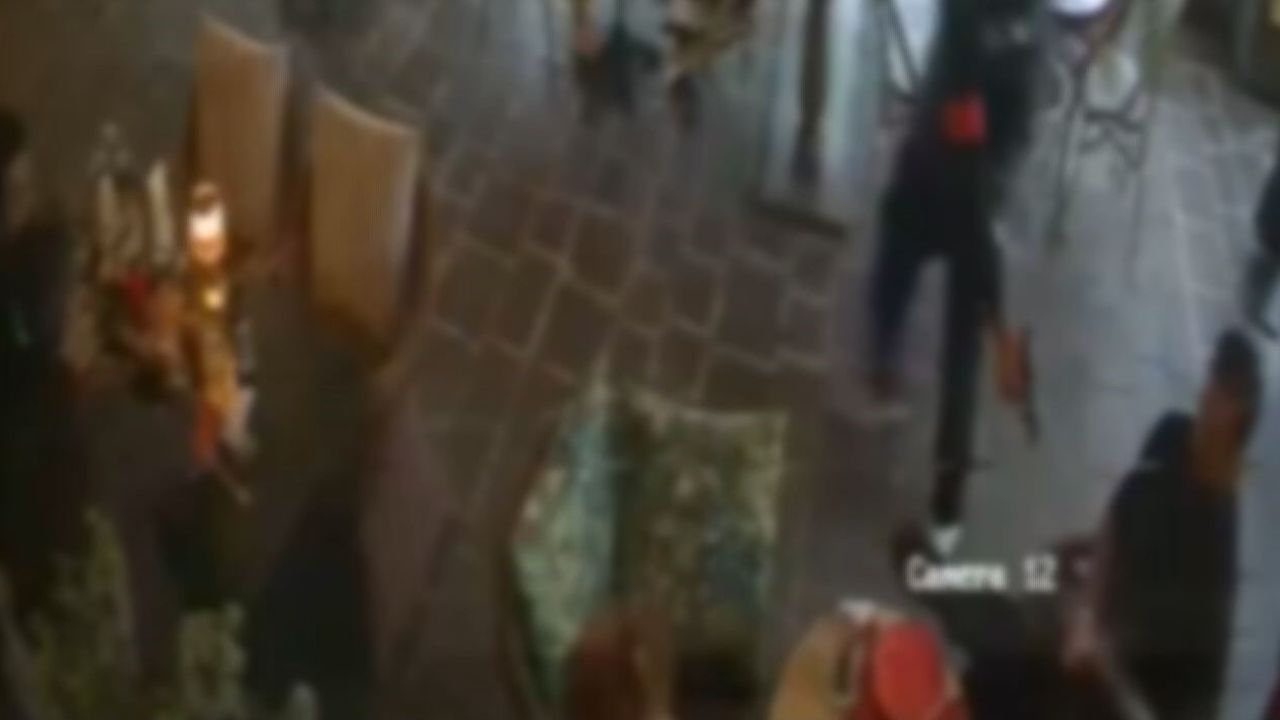 Sarıyer’de AVM’de silahlı saldırı: 1 yaralı, 16 yaşındaki şüpheli tutuklandı