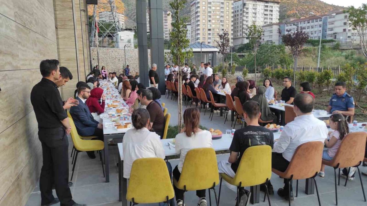 Sason’da YKS’ye girecek öğrencilere moral programı düzenlendi