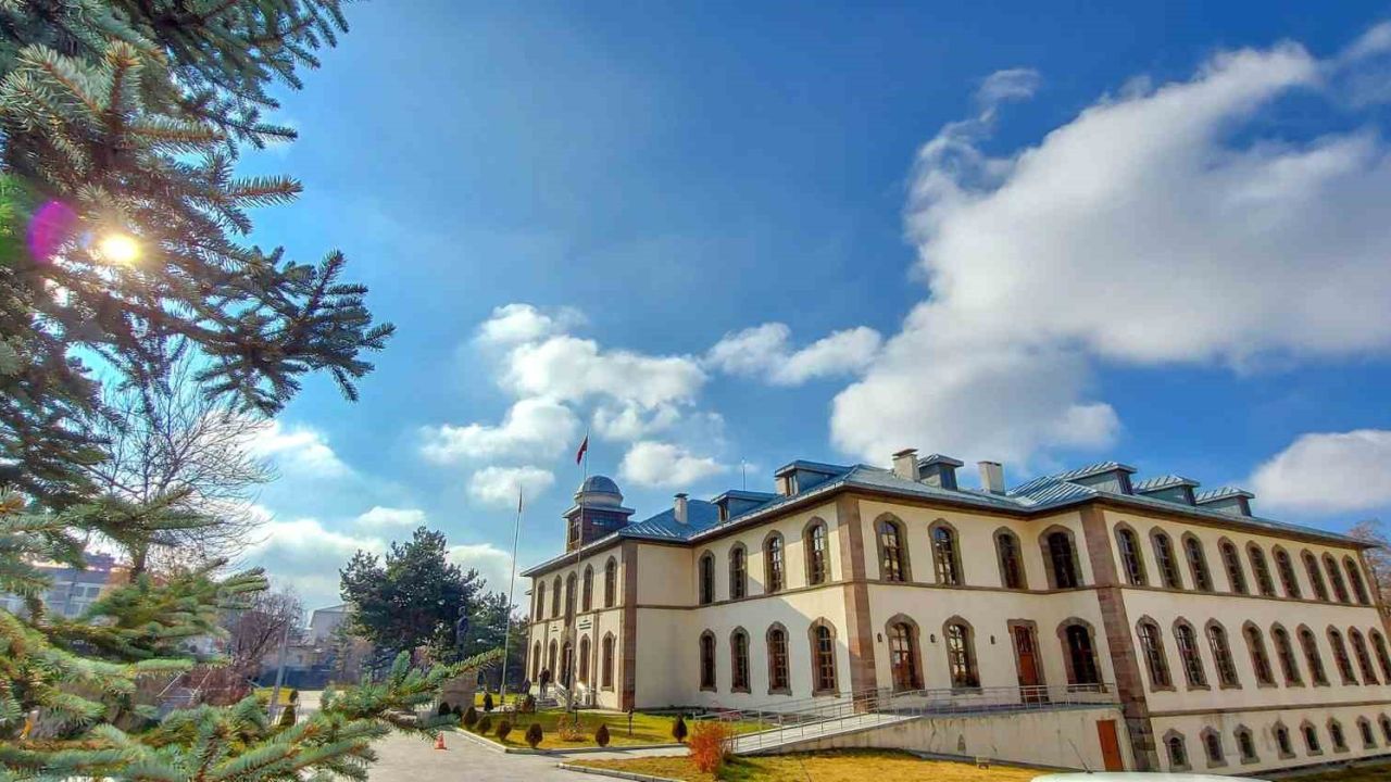 ŞEHİRDER’den "Kongre Binası" çıkışı