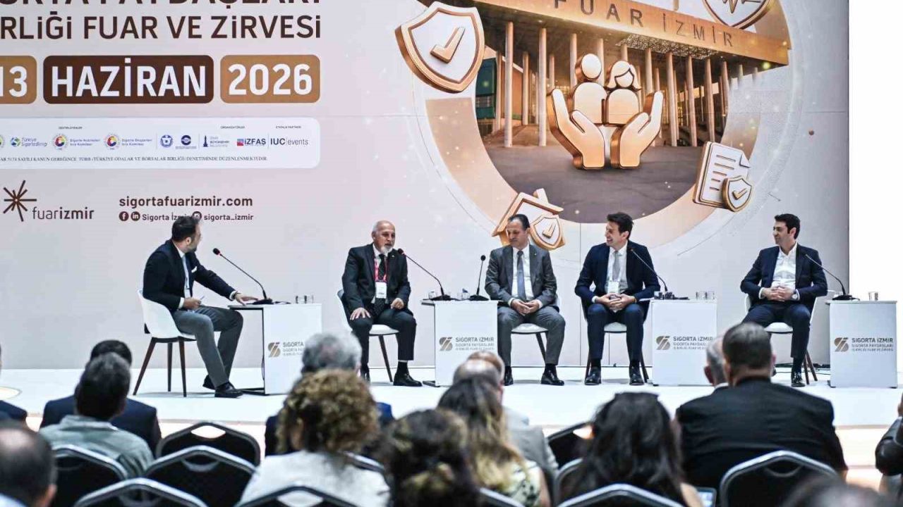 Sigorta İzmir’de geleceğin riskleri ve fırsatları masaya yatırıldı