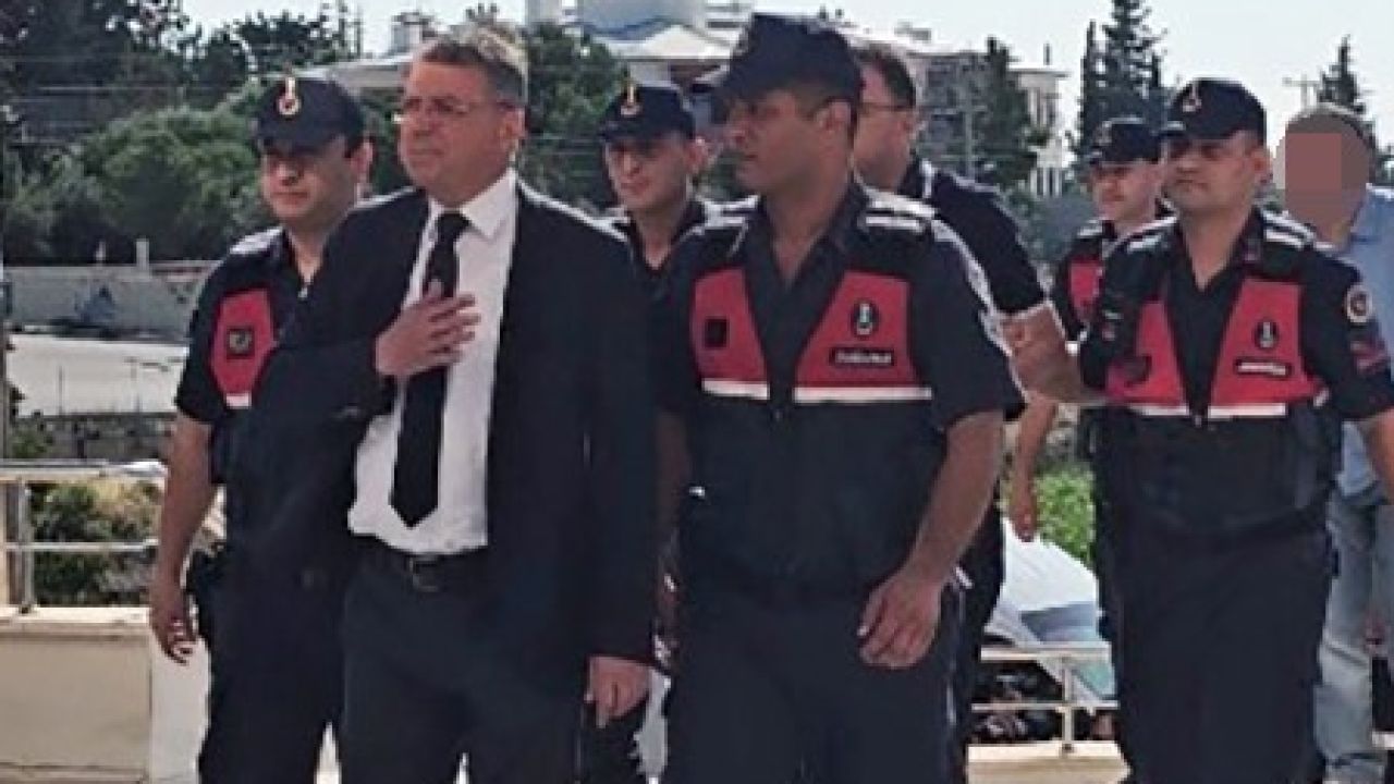 Silifke Belediyesi’ne yönelik ’rüşvet’ soruşturmasında belediye başkanı ile birlikte 8 kişi tutuklandı