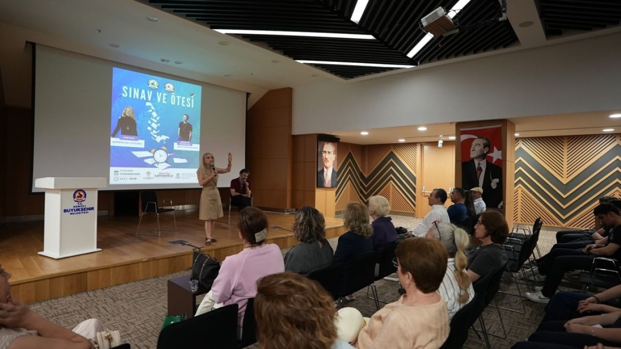 Sınav ve Ötesi programı gençlere rehber oldu