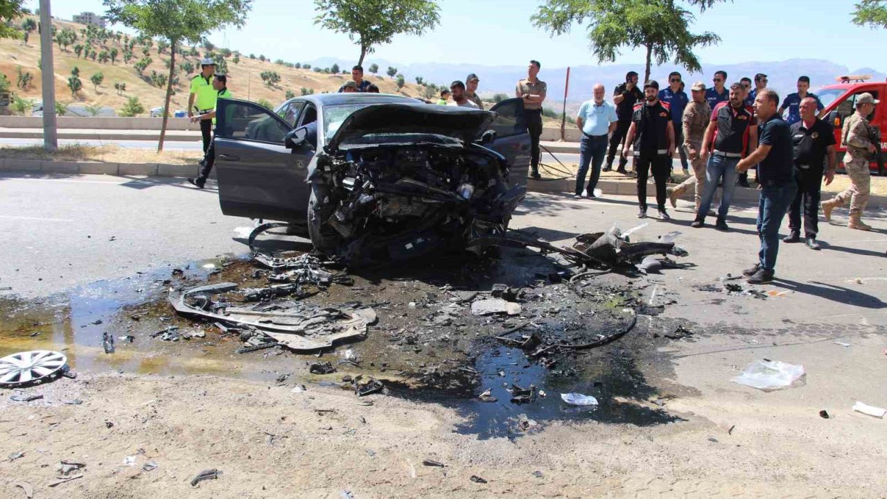 Şırnak’ta feci trafik kazası: Öğretmen hayatını kaybetti, 3 kişi yaralandı