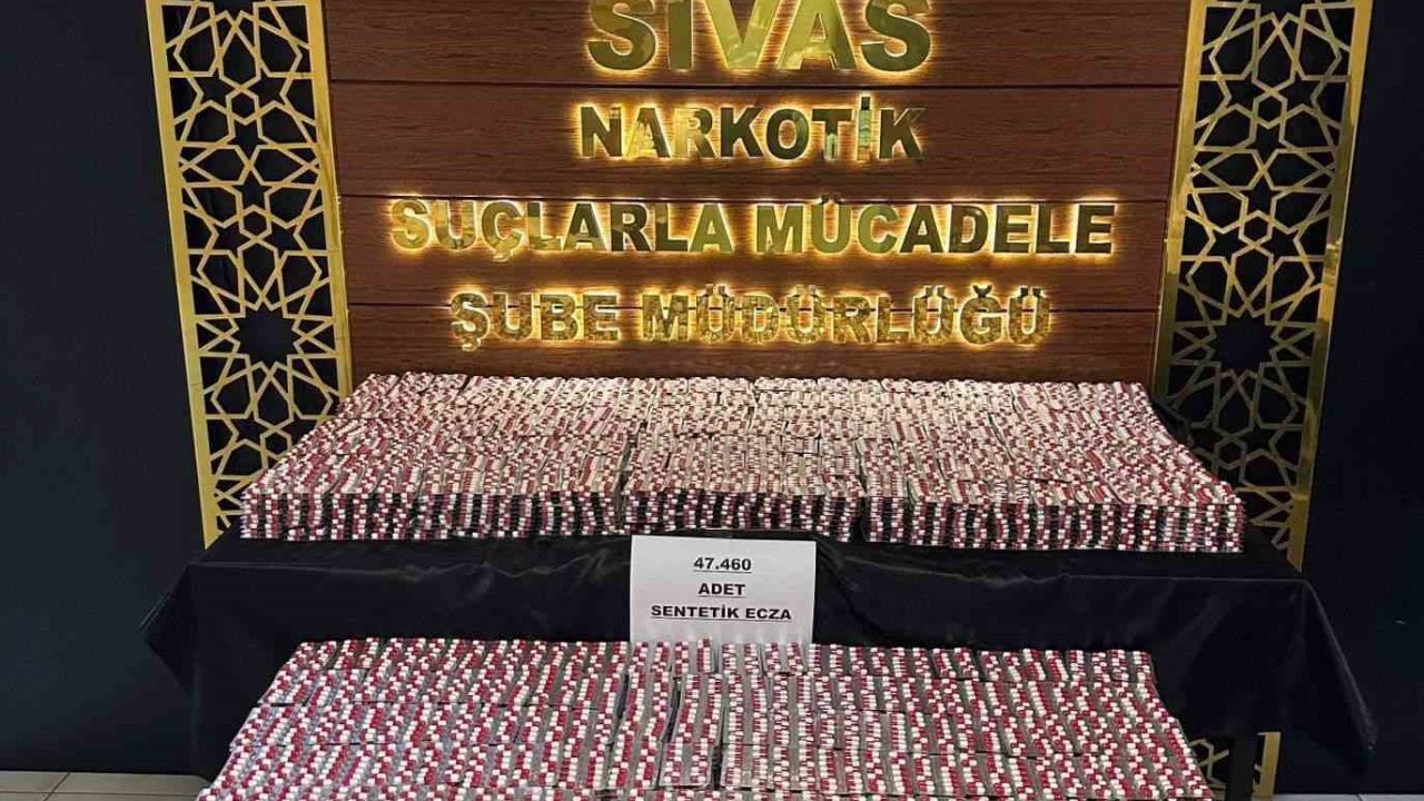 Sivas’ta 133 bin 840 adet uyuşturucu hapla yakalanan zanlılardan biri tutuklandı