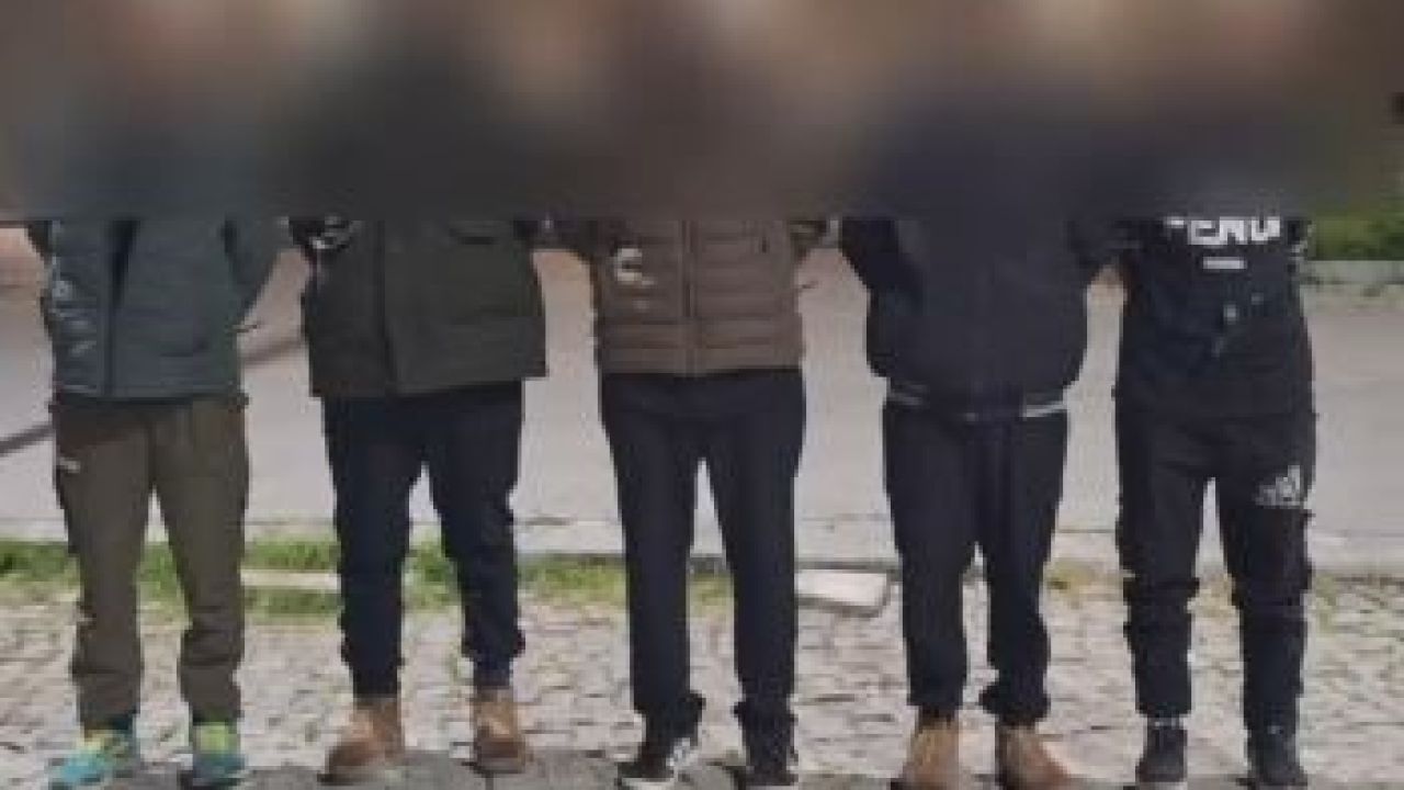 Sivas’ta 8 düzensiz göçmen yakalandı, 3 kişi tutuklandı