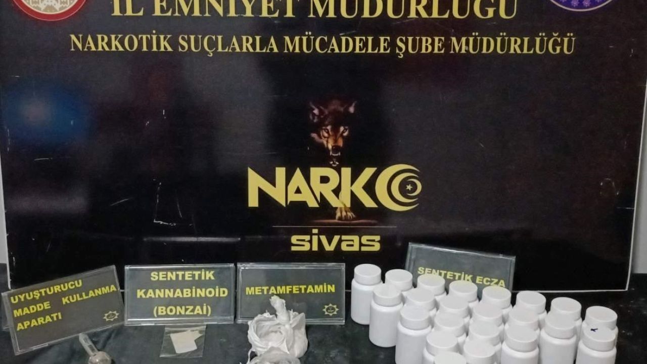 Sivas’ta uyuşturucu operasyonu: 2 kişi tutuklandı, bol miktarda uyuşturucu madde ele geçirildi