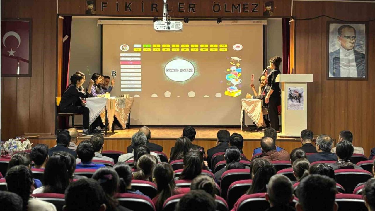 Susuz’da "Liseler Arası Genel Kültür Bilgi Yarışması" heyecanı