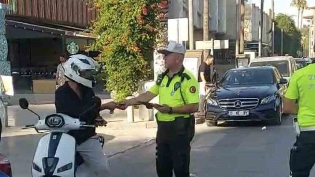 Tarsus’ta ehliyetinin süresi dolan sürücülere yönelik denetim