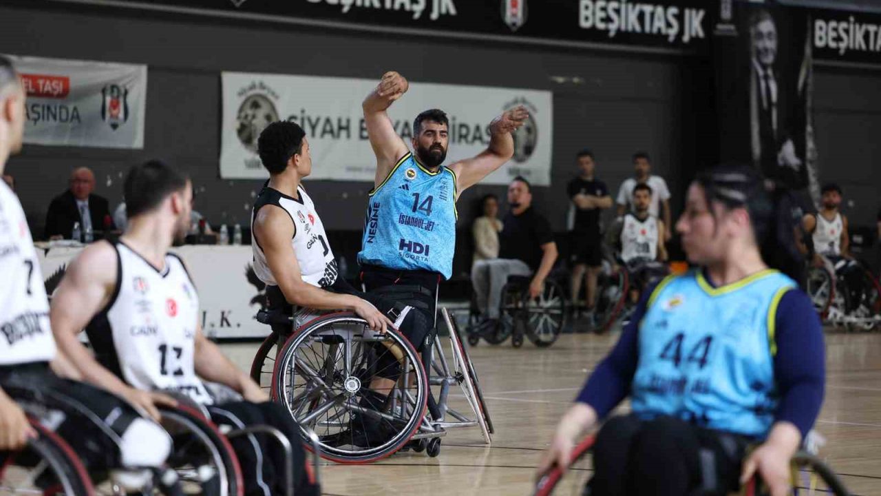 Tekerlekli Sandalye Basketbol Süper Ligi’nde şampiyon Fenerbahçe