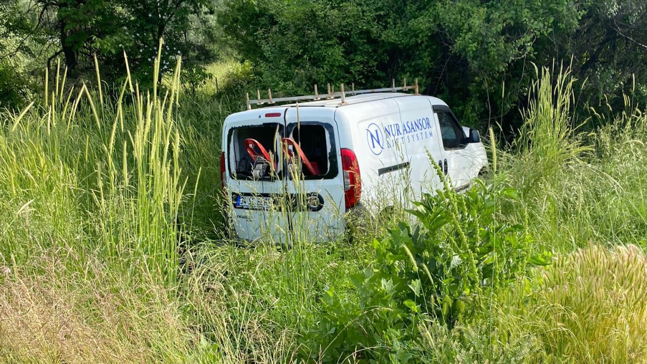 TEM’in Bolu geçişinde minibüsle hafif ticari çarpıştı: 5 yaralı