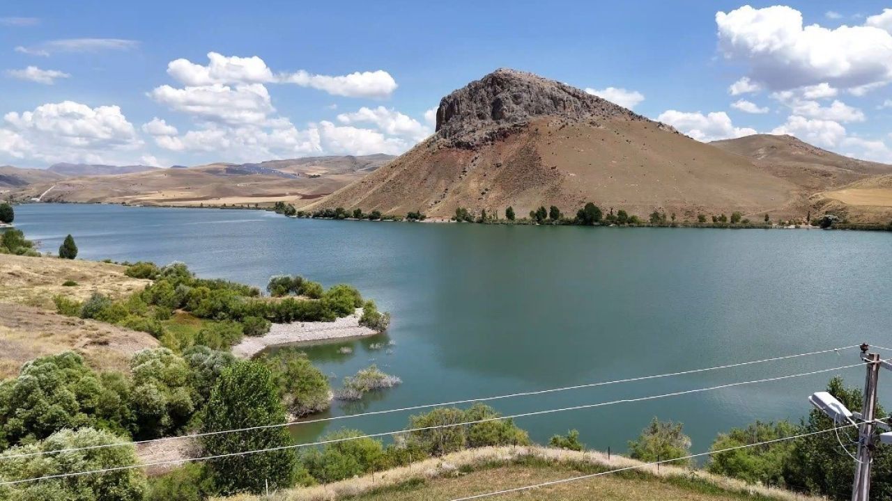 Tercan’da baraj ve gölet yüzde 100 doluluğa ulaştı