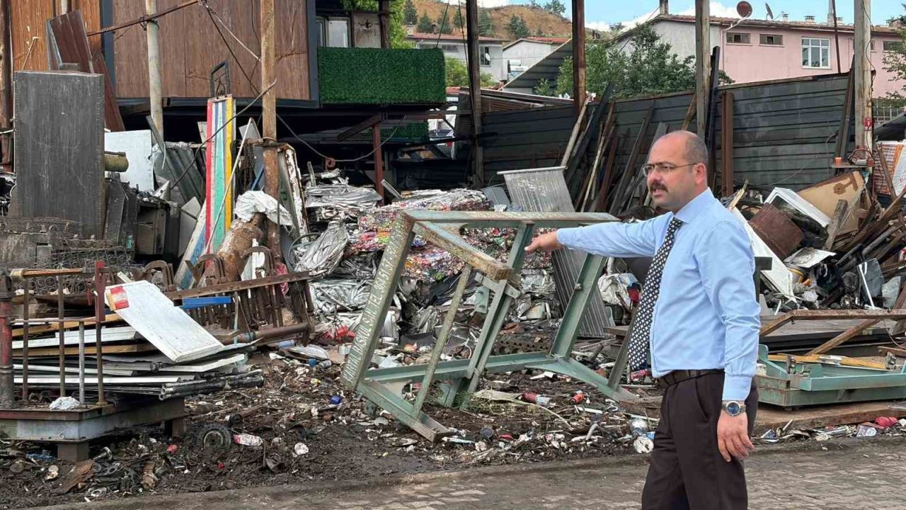 Tosya Belediyesi’nden Oto Sanayi Bölgesi’nde çevre temizliği
