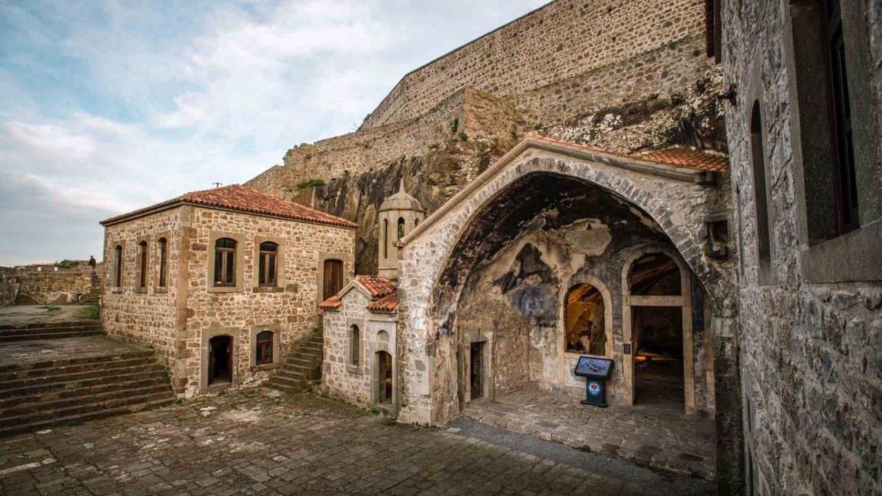 Trabzon’da turizm destinasyonları yoğun ilgi görüyor