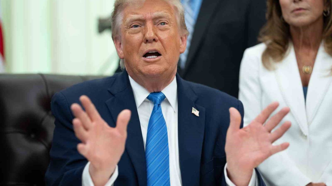 Trump: "200’den fazla ticari gemi Boğaz’dan güvenli şekilde geçiş yaptı"